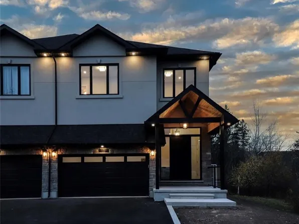 133 Charles Lutes Rd, Moncton, NB E1G 2P8