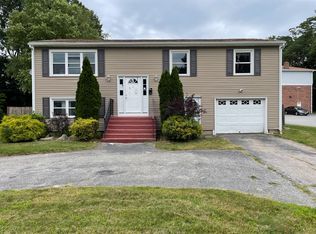 593 Smithfield Rd, North Providence, RI 02904