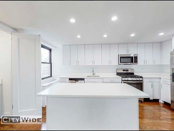 5th image of 145 E 16th St APT 20G
