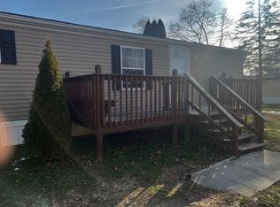 11 Penn Dr, West Grove, PA 19390