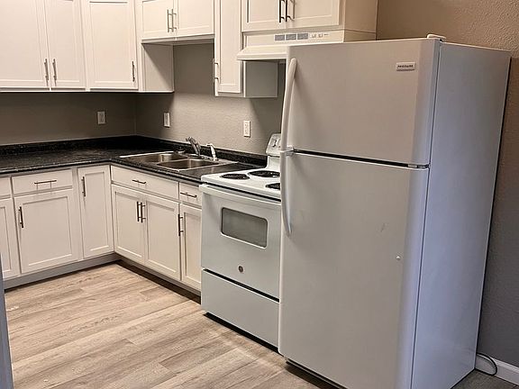 4th image of 1201 E Broadway Ave APT B