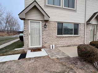 29405 Maurice Ct, Chesterfield, MI 48047