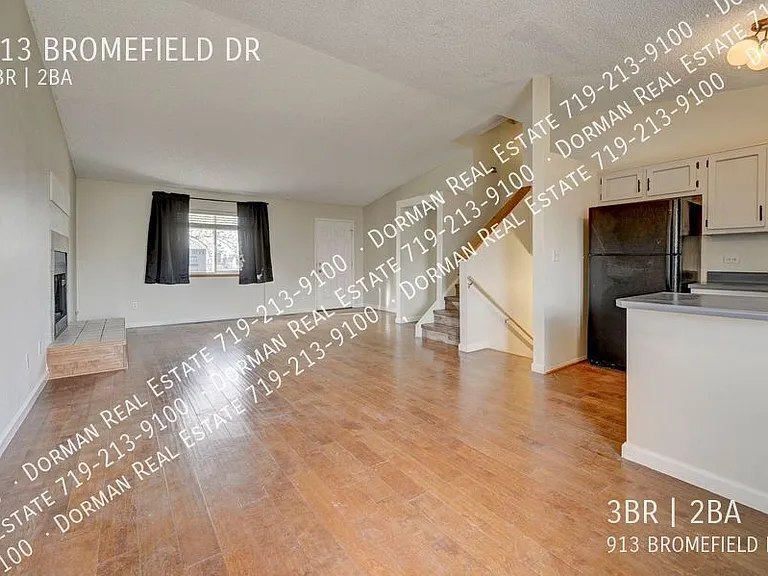 913 Bromefield Dr — Photo 7