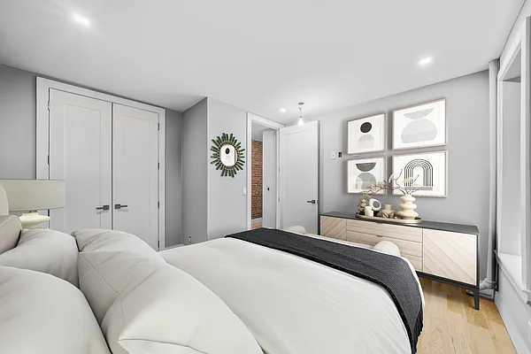 Rented by Vector New York, LLC | media 24