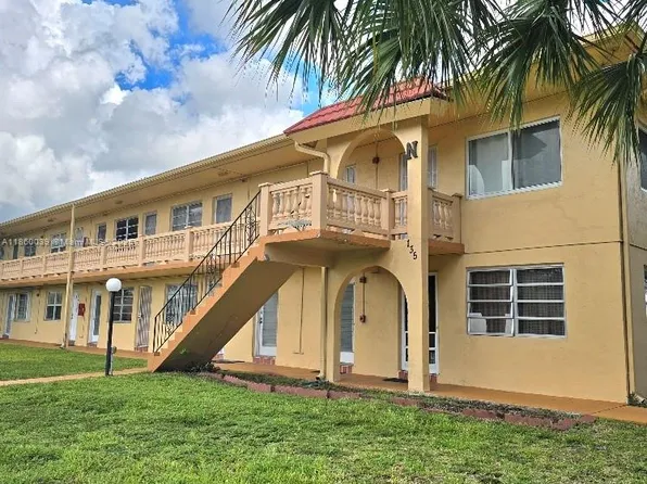 135 NE 202nd Ter #N18, Miami Gardens, FL 33179