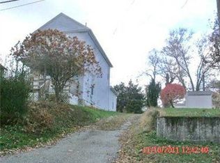 64 Bluff St, New Castle, PA 16101