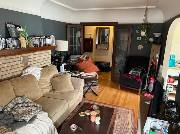 5104 W. Wisconsin Ave., 5104 W Wisconsin Ave #1, Milwaukee, WI 53208