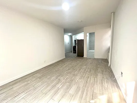 Rented by Hirsch Enterprises Incorporated | media 11