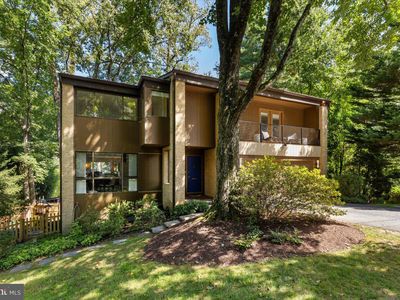 9411 Fernwood Rd, Bethesda, MD, 20817