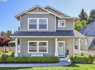 455 Highland Dr, Seaside, OR 97138