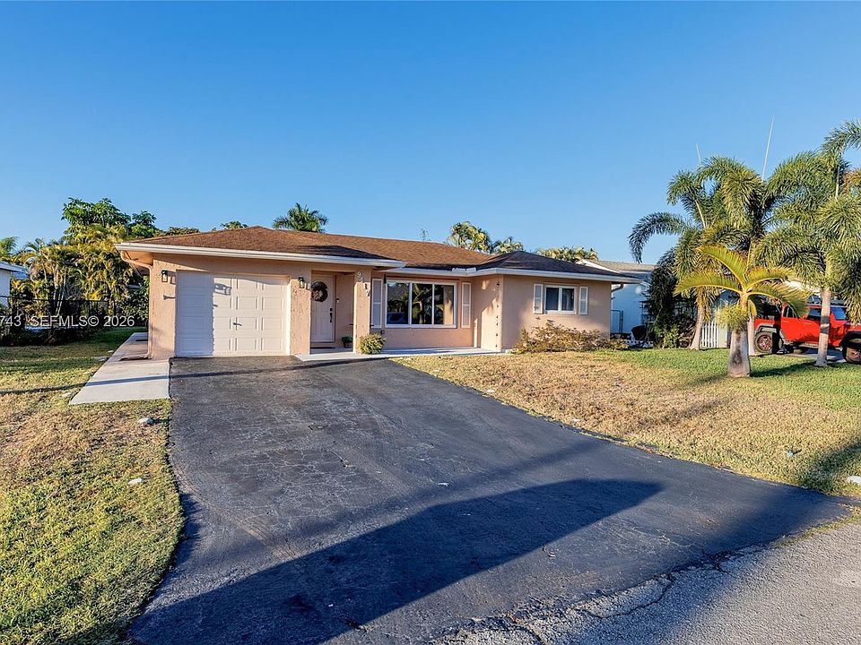 1st image of 9417 NW 72nd St