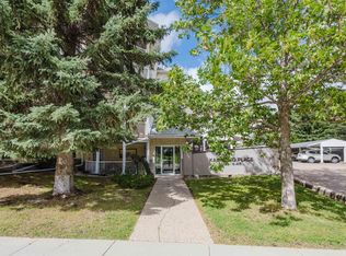 Kaskitayo Place, Edmonton, AB T6J 6P5