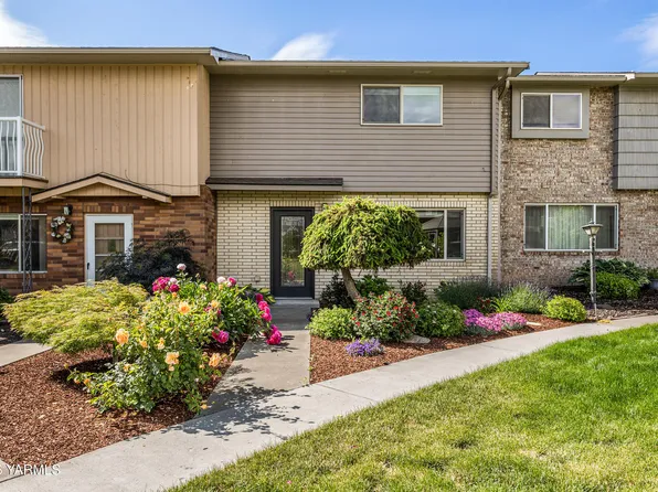 100 N 56th Ave APT 2, Yakima, WA 98908