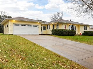 1106 Plum St, Tipton, IA 52772