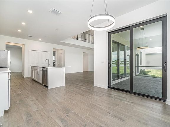 4th image of 10849 Timber Creek Dr
