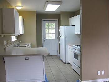 2nd image of 1433 N Sandusky Ave