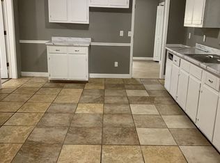 141 S Main Ave, Republic, MO 65738