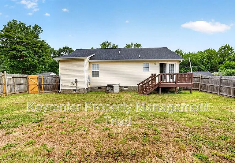 1608 McPherson St — Photo 29