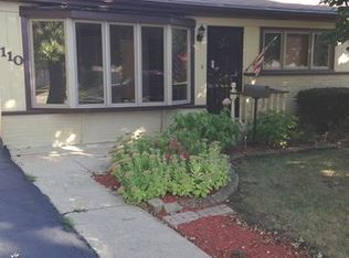 110 E Walnut Ave, Des Plaines, IL