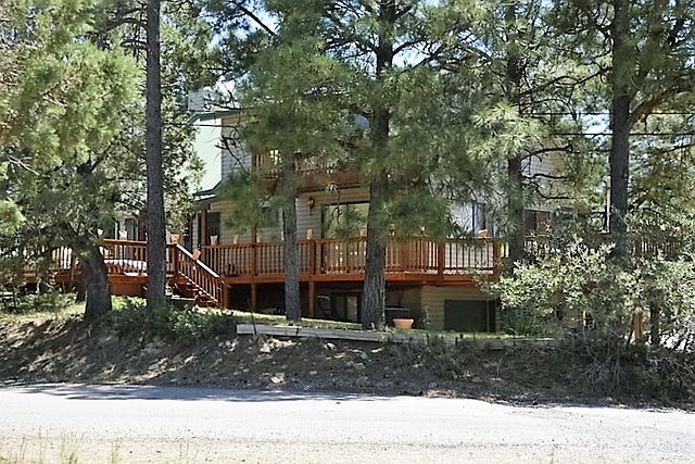 2nd image of 110 E Redwood Dr