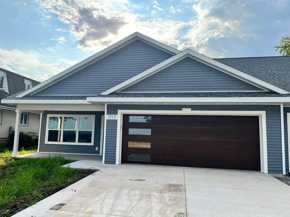 1717 S Main St, Oshkosh, WI 54902