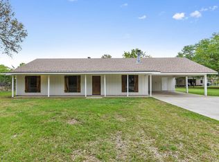 107 Oakview Dr, Abbeville, LA 70510