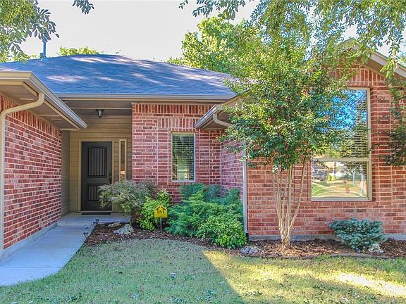 4th image of 2916 Woodcrest Creek Dr