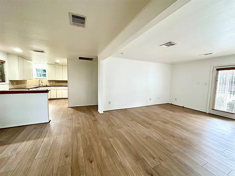 5223 Schuler St — Photo 28