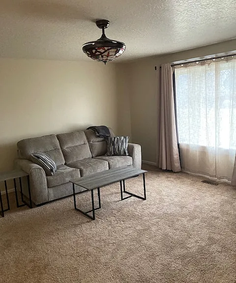 W 100 N — Photo 12