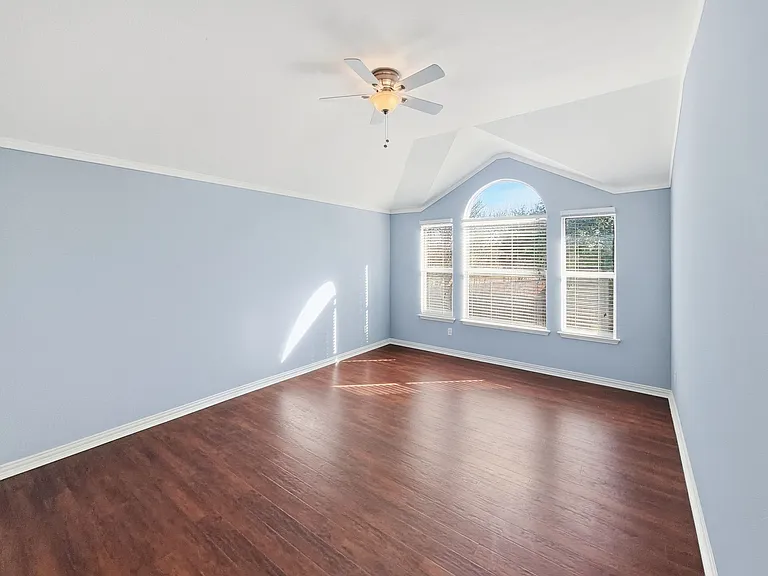 5568 Murton Pl — Photo 12