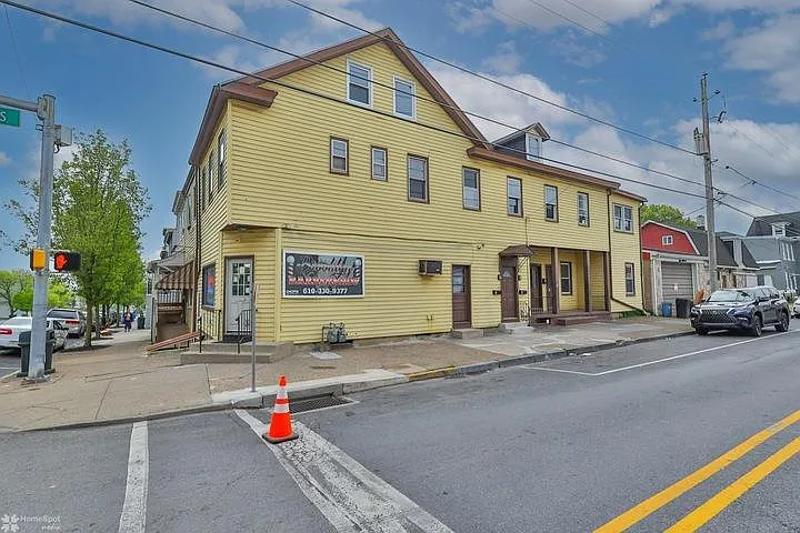 1154 Northampton St #3 — Photo 31