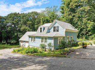 156 Kensington Rd, Hampton Falls, NH 03844