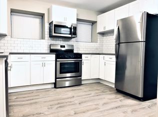 3424 N Elaine Pl #GW, Chicago, IL 60657