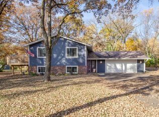 39158 Homestead Ave, North Branch, MN 55056