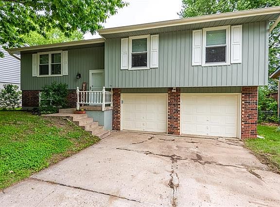 2nd image of 7109 N Shannon Ave