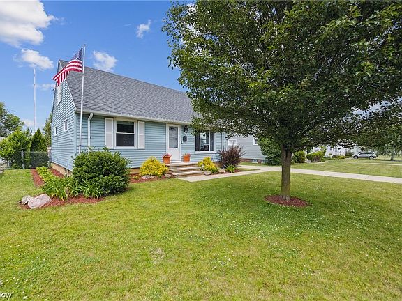 2nd image of 2778 Hilltop Dr
