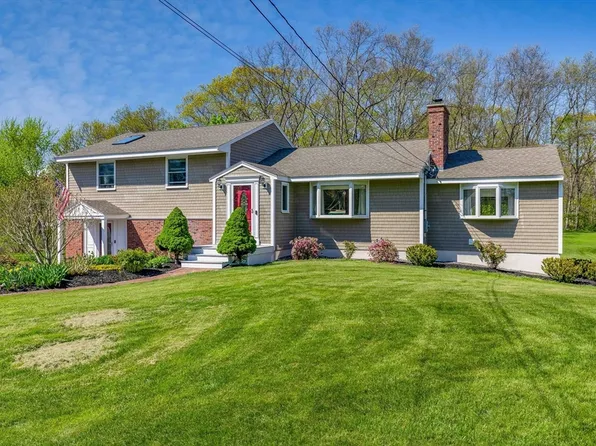 55 Central St, Newbury, MA 01922