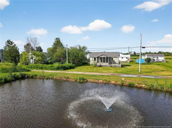 80 Emmanuel Rd, Dundas, NB E4R 4J6