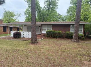 2312 Whispering Pines Rd, Albany, GA 31707