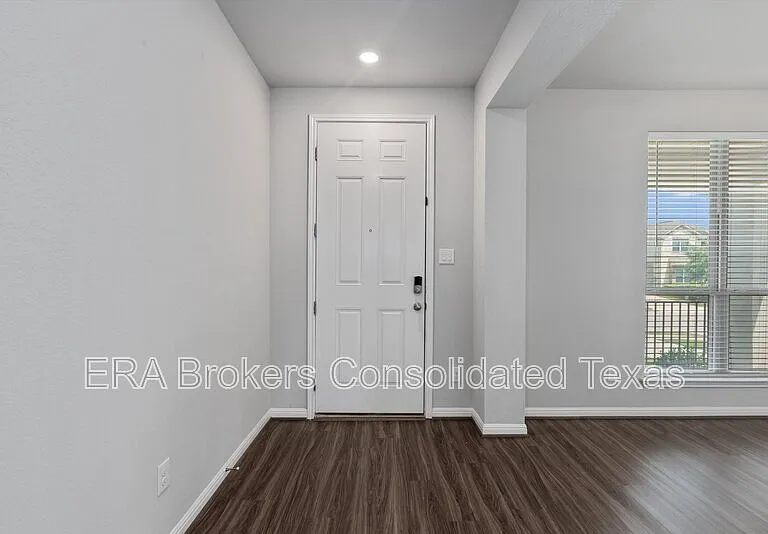 17300 Antioch Ave — Photo 3