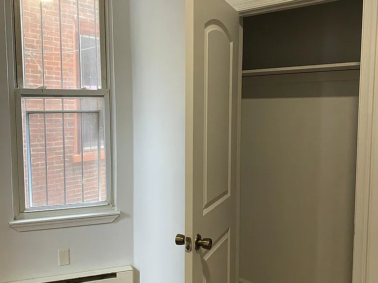 131 50th St #2M — Photo 9