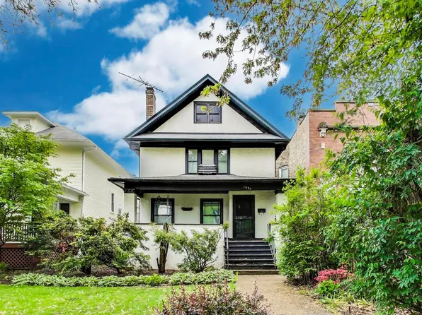 1831 W Greenleaf Ave, Chicago, IL 60626