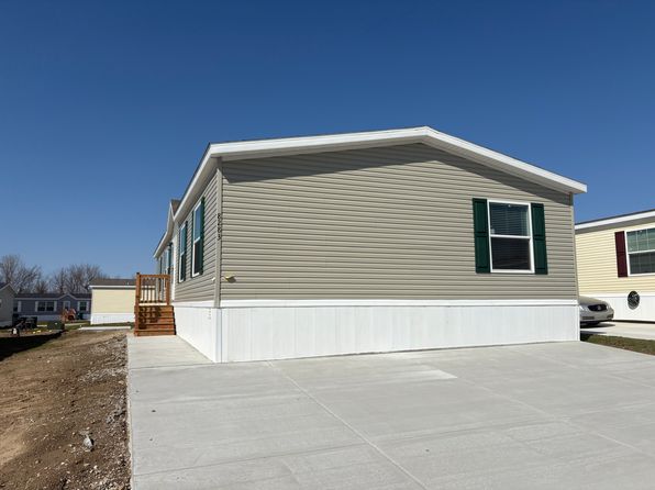 8283 W Decoy Dr