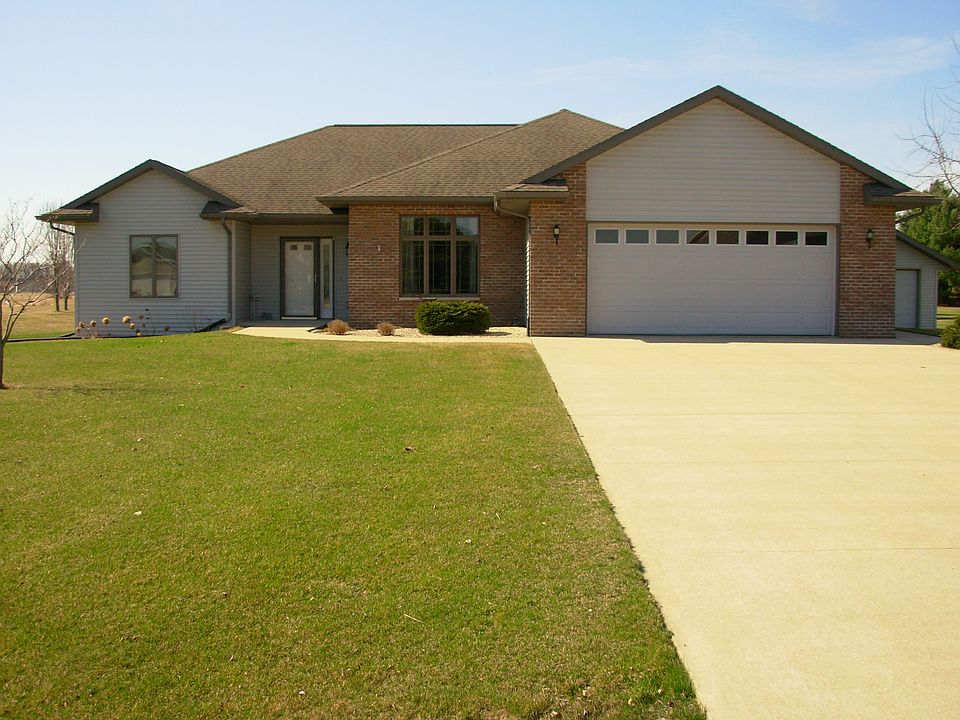 1st image of N4181 Country Club Dr