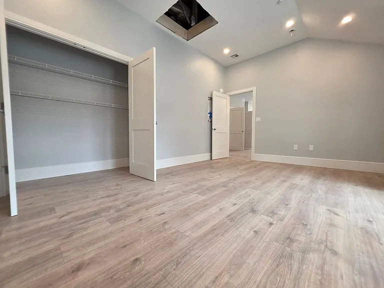 15 Holton St #1A — Photo 26