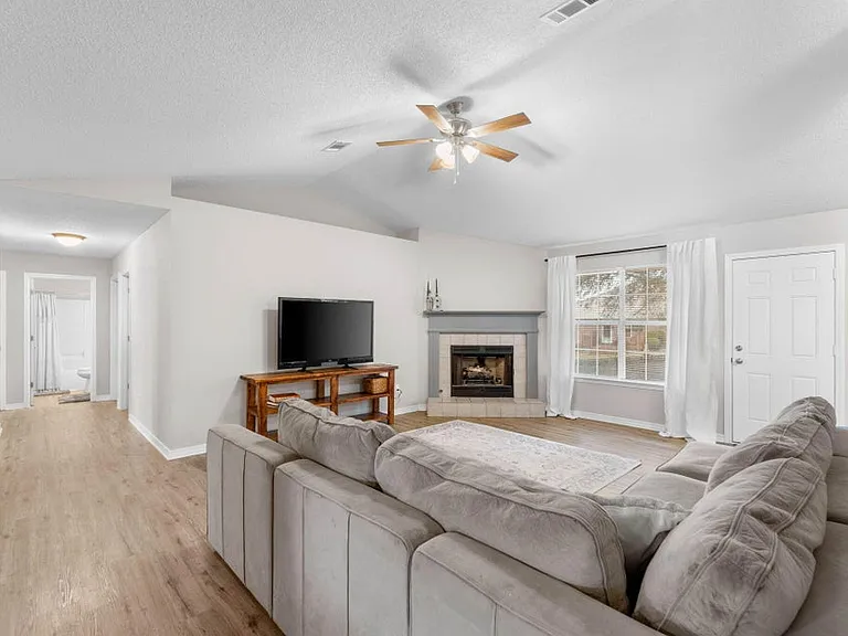 5405 Josh Dr — Photo 6