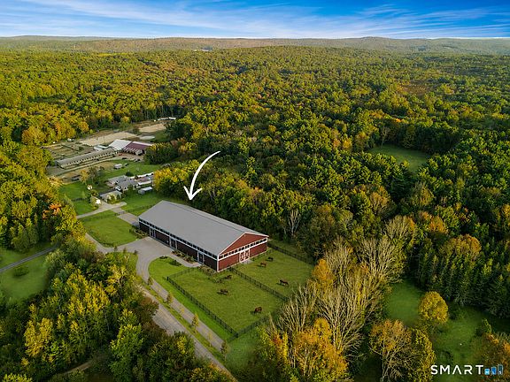 3rd image of 28 Cemetery Road
