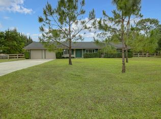 9146 Palomino Dr, Lake Worth, FL 33467