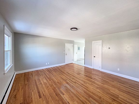 4th image of 311 Blake St #25