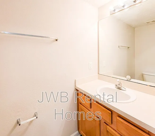 4706 Playpen Dr — Photo 6